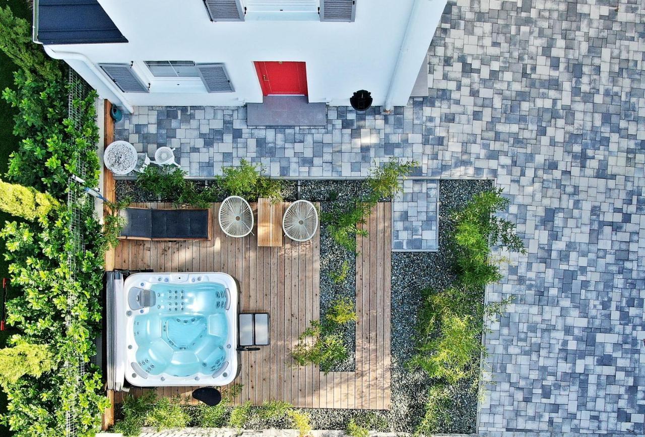 The Doors Luxury Apartment Mosonmagyaróvár Exteriér fotografie