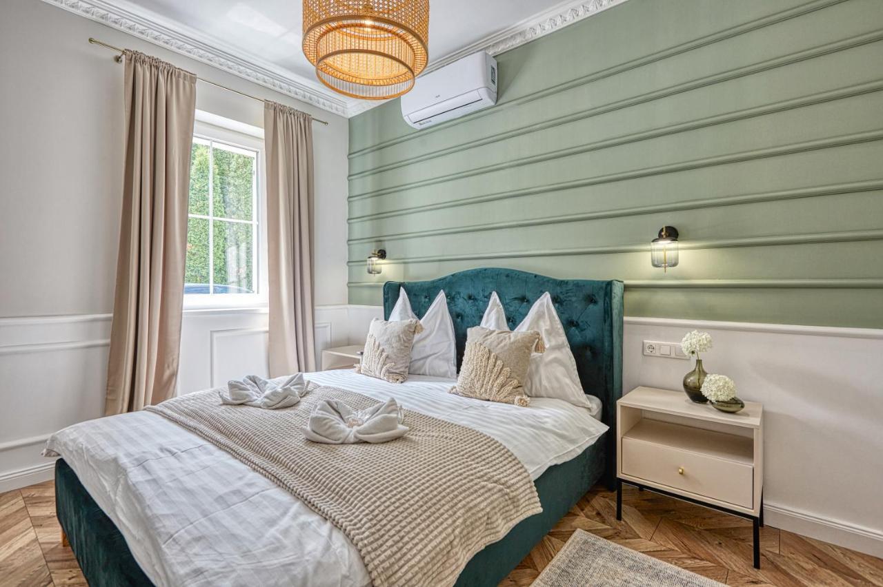 The Doors Luxury Apartment Mosonmagyaróvár Exteriér fotografie