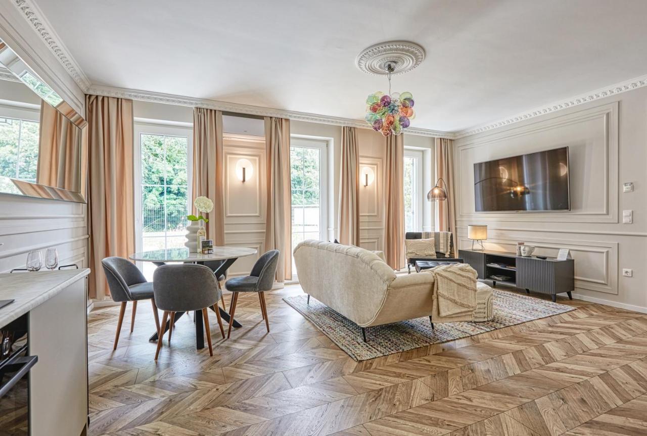 The Doors Luxury Apartment Mosonmagyaróvár Exteriér fotografie