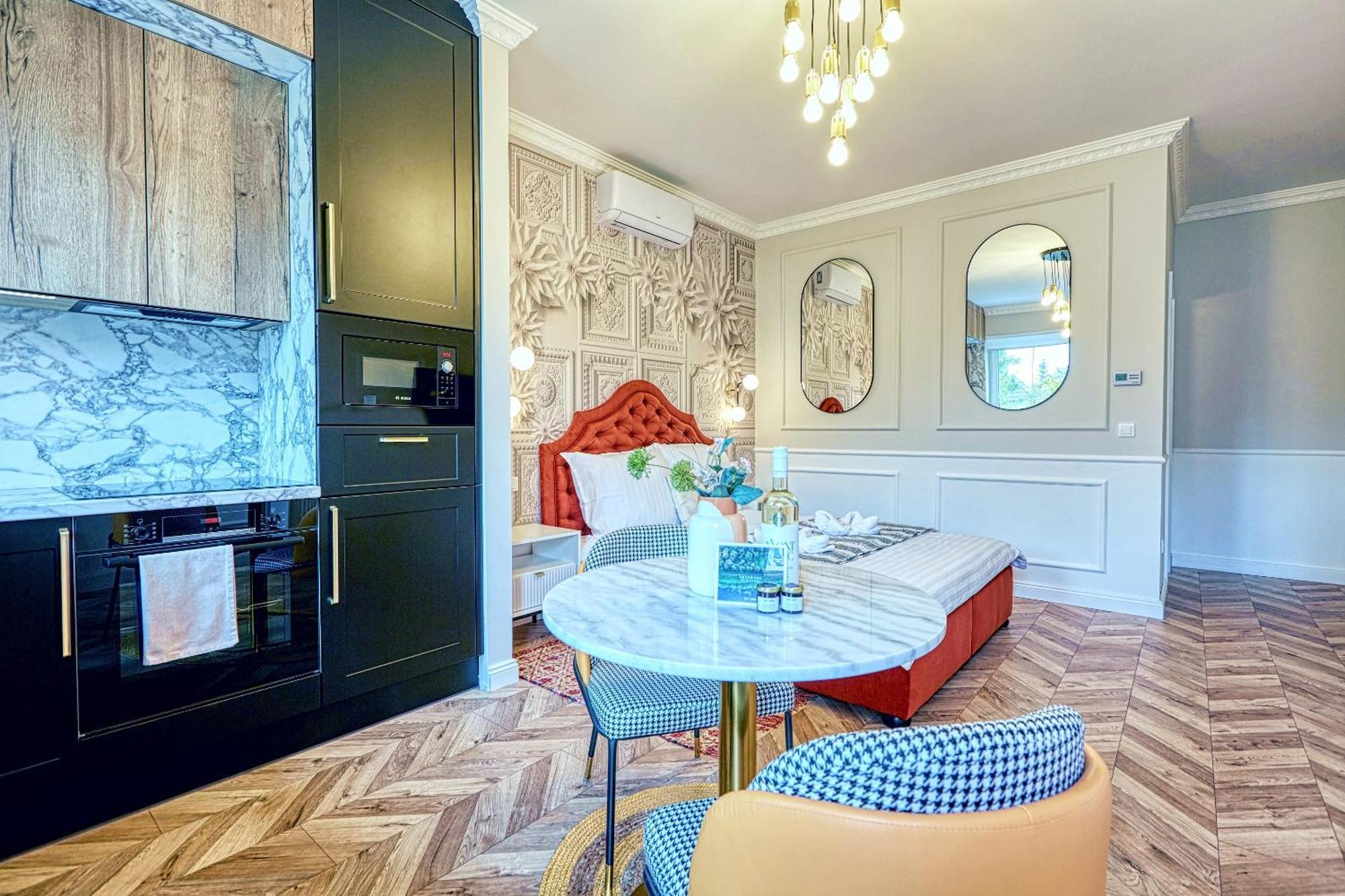 The Doors Luxury Apartment Mosonmagyaróvár Exteriér fotografie